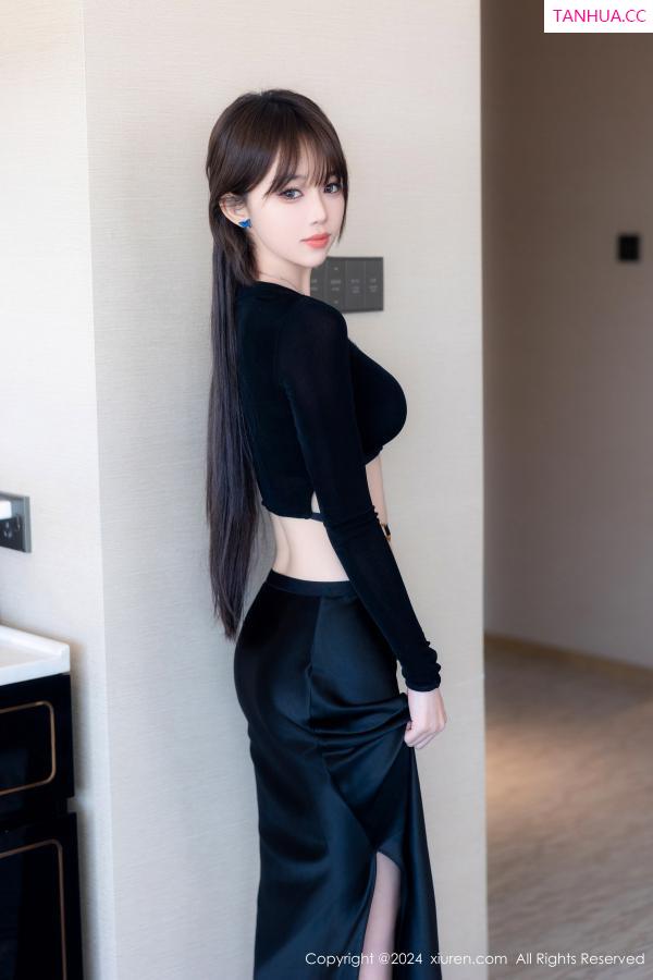 周妍希 奶瓶土肥圆 [XiuRen]高清写真图 2024.06.06 No.8661 奶瓶. 美腿性感第4张图片